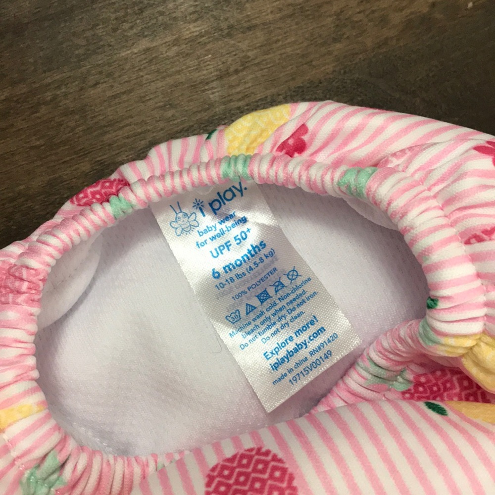 I play swim diaper - pink pineapple - size 6 mo. - Picture 3 of 5